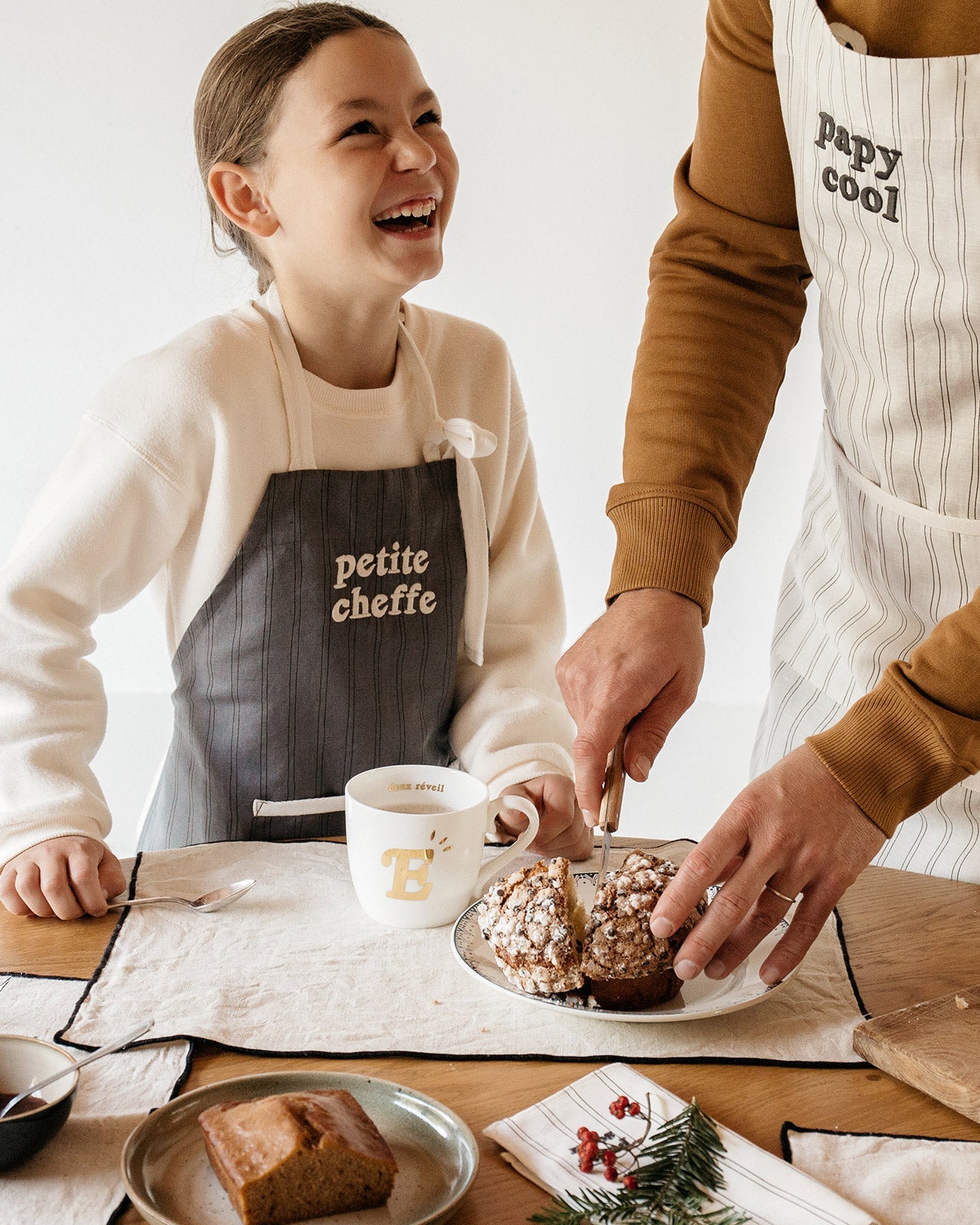 Tablier enfant lin et coton brodé - La Cerise Sur le Gâteau